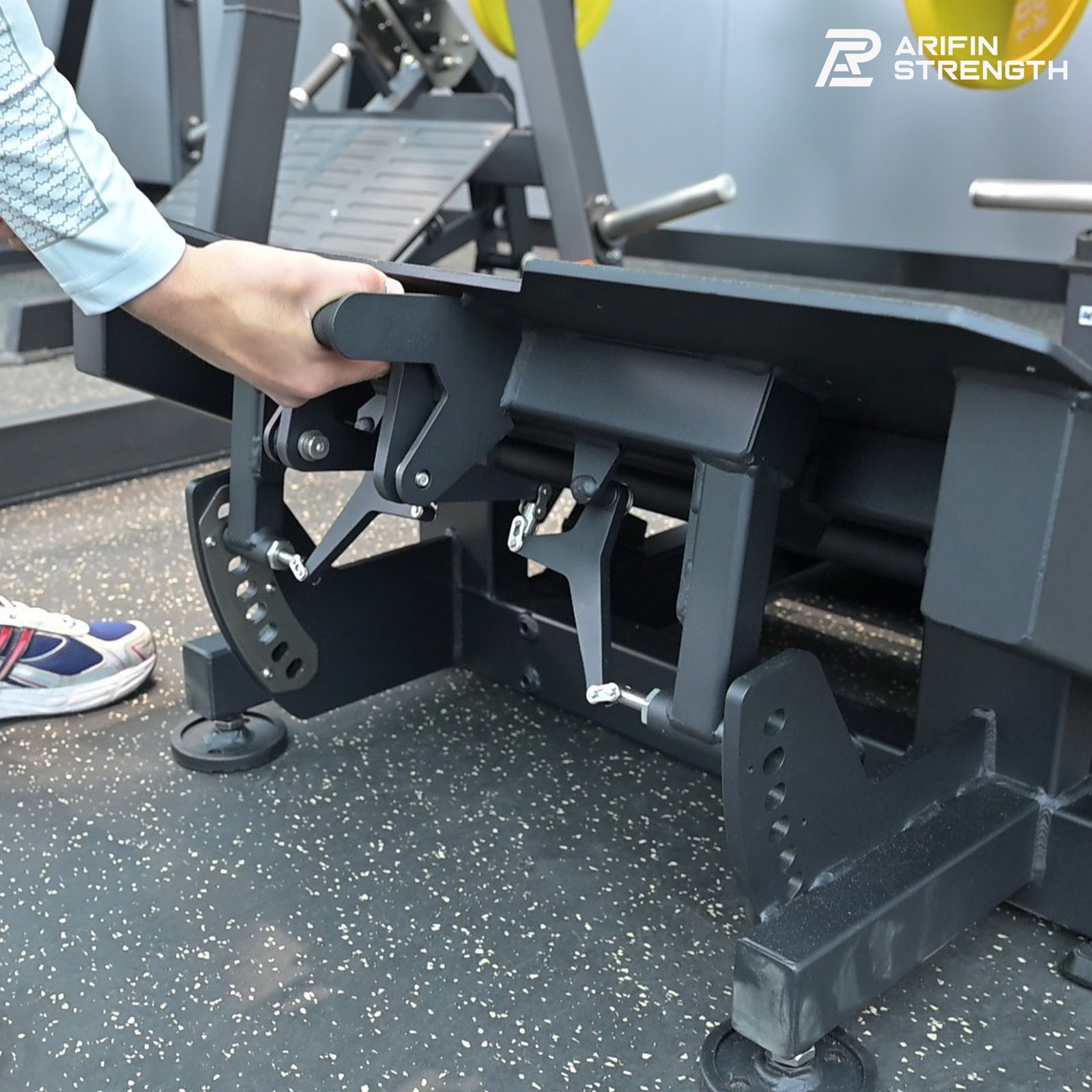 Arifin Strength V Squat